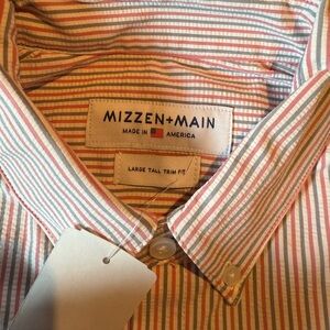 Mizzen & Main short sleeve seersucker shirt. Men’s Large/Trim Fit. New w/ tags.